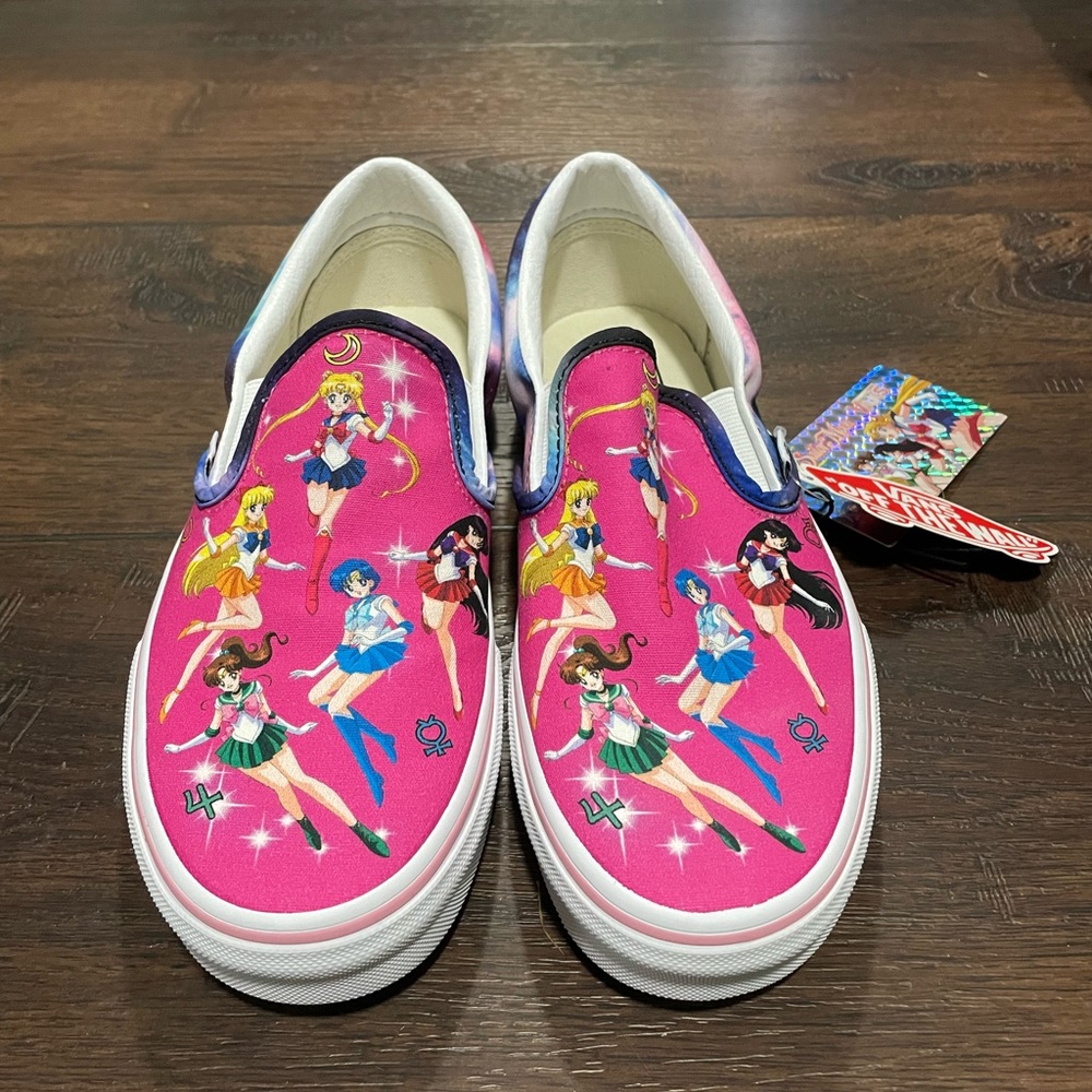 VANS X SAILOR MOON CUSTOMS SLIP-ON SIZE 8